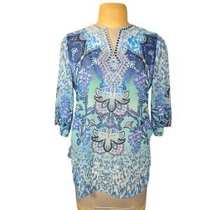 Chicos 1P 8/10 Blue Paisley Boho Embellished Split Neck Tunic Top Petite Resort